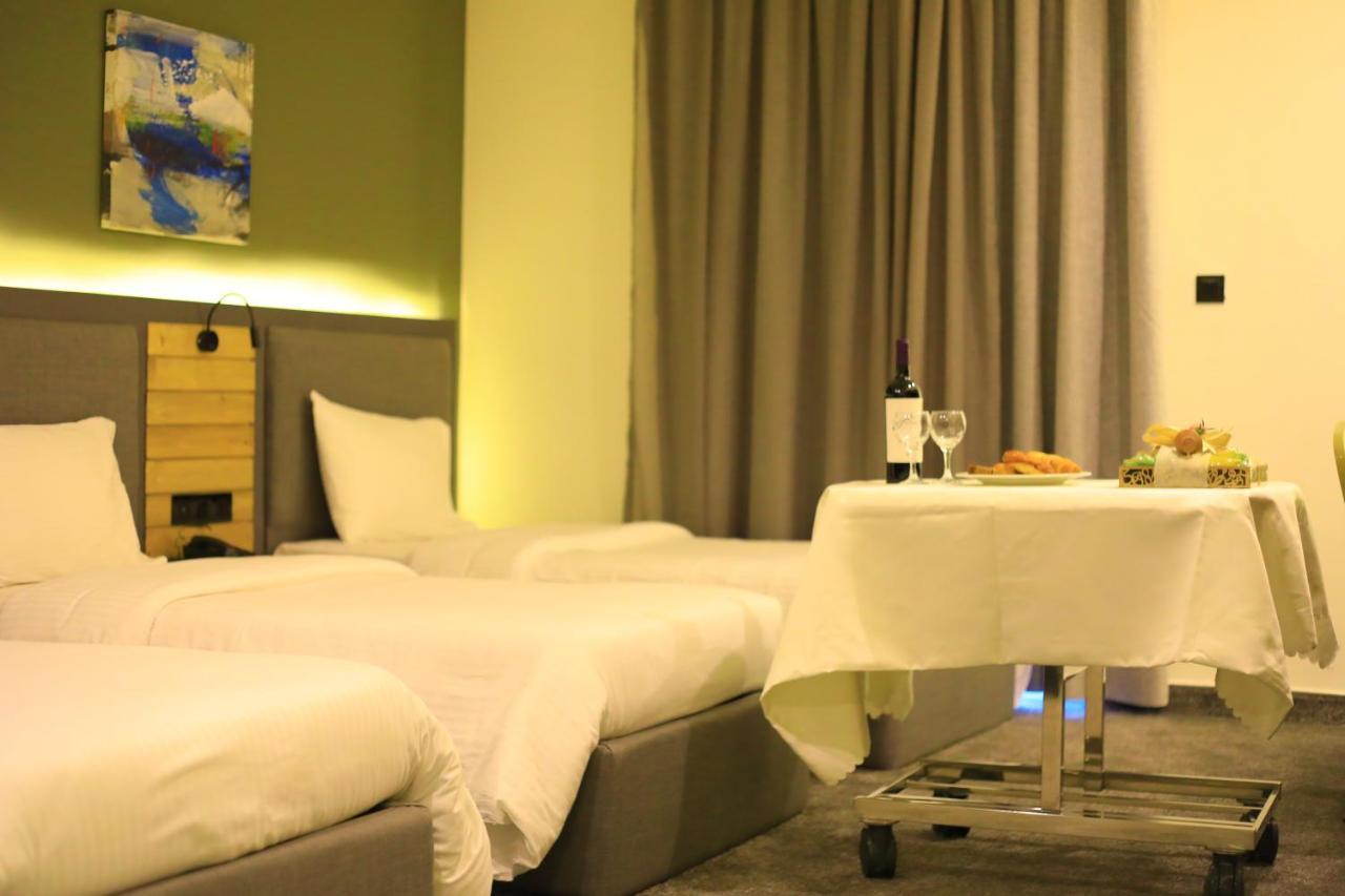 Aitch Boutique Hotel - An Lih Hotel Madaba Exterior photo