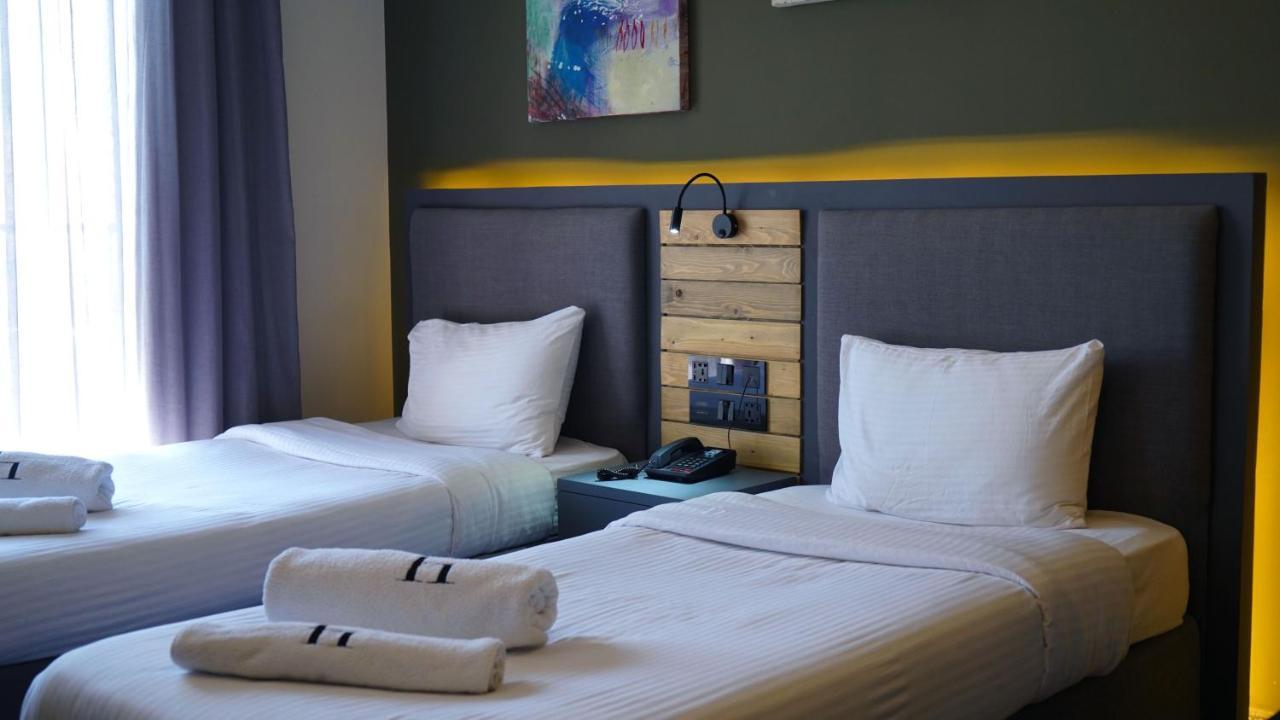Aitch Boutique Hotel - An Lih Hotel Madaba Exterior photo